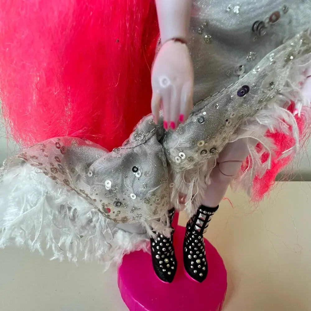 Rainbow High Vision and Neon Shadow-Mara Pinkett (Neon Pink) Fashion Doll